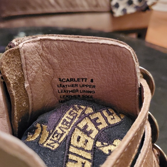 Freebird - Scarlett - Picture 3 of 5